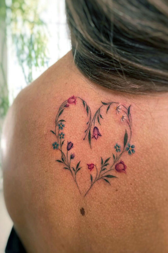 tatuajes de flores pequeñas