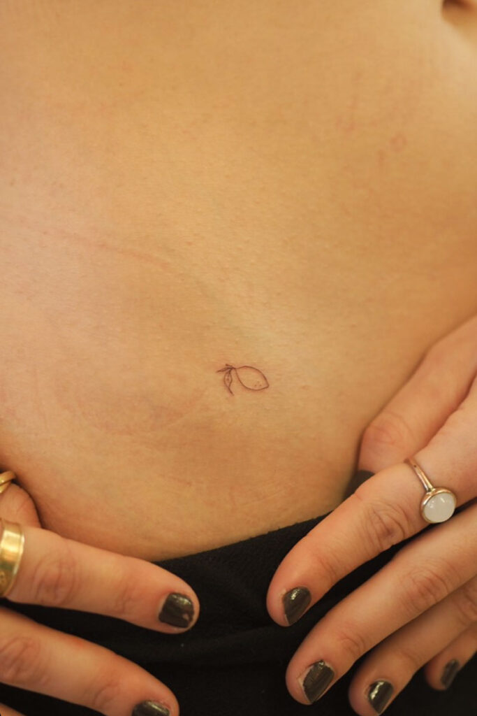 tatuajes en la cadera para mujer